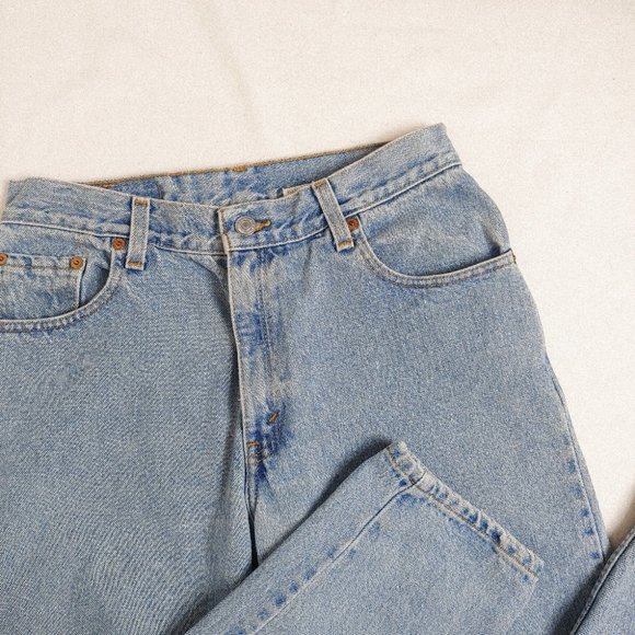 LEVIS Vintage 550 Jeans Relaxed Fit Tapered Leg Light Wash from 1999 - Picture 7 of 11